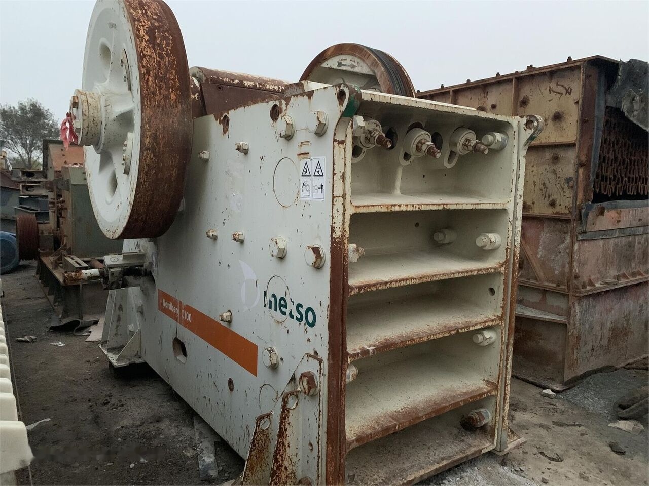 Metso C100 USED JAW CRUSHER - Britador de mandíbula: foto 1 Metso C100 USED JAW CRUSHER - Britador de mandíbula: foto 1