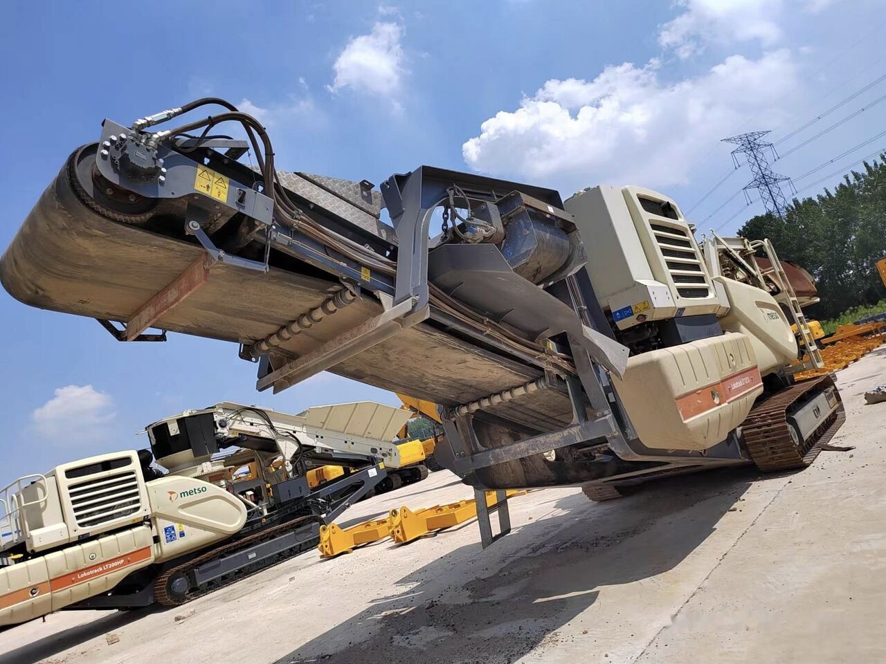 Metso Lokotrack LT1213 Impact Crusher - Britadeira móvel: foto 1 Metso Lokotrack LT1213 Impact Crusher - Britadeira móvel: foto 1