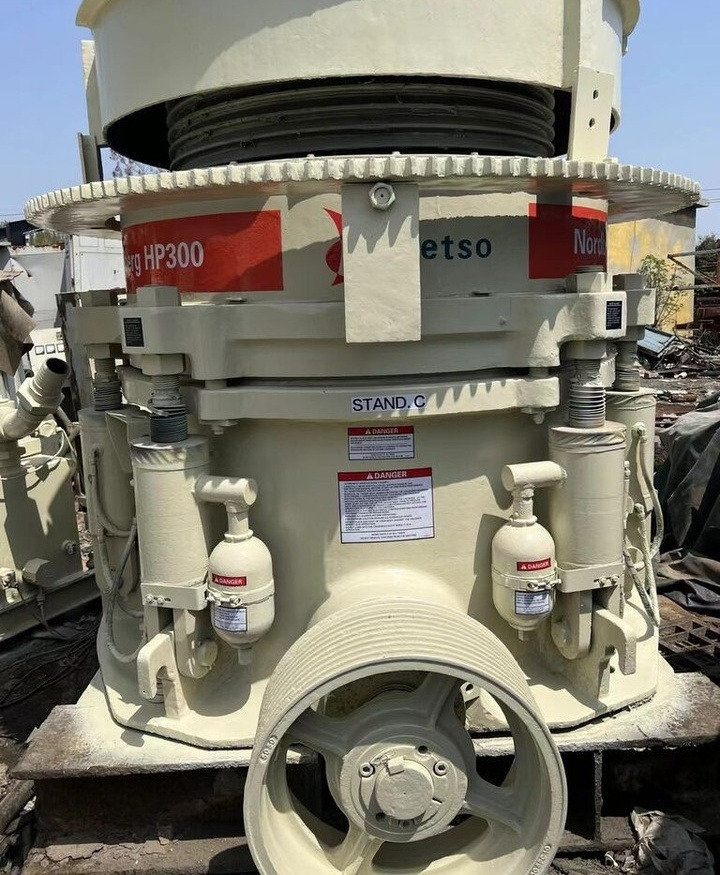 Metso Nordberg HP300 Cone Crusher - Britador de cone: foto 3 Metso Nordberg HP300 Cone Crusher - Britador de cone: foto 3