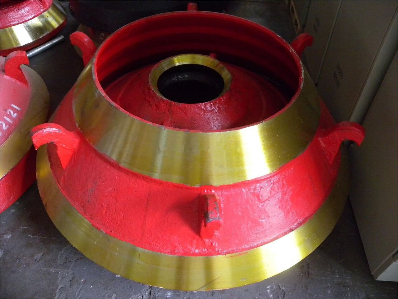 Concave and Mantle KINGLINK KLM1160 for crushing plant - Peça de reposição: foto 1 Concave and Mantle KINGLINK KLM1160 for crushing plant - Peça de reposição: foto 1