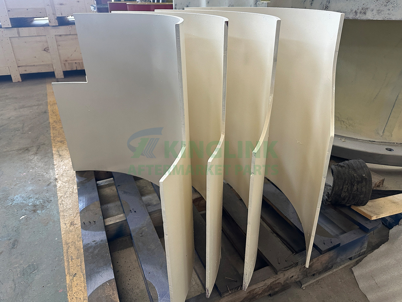 KINGLINK Cast Steel Main Frame Liner 1048512826 For HP200 Cone Crusher - Peça de reposição por Máquina de construção: foto 3 KINGLINK Cast Steel Main Frame Liner 1048512826 For HP200 Cone Crusher - Peça de reposição por Máquina de construção: foto 3