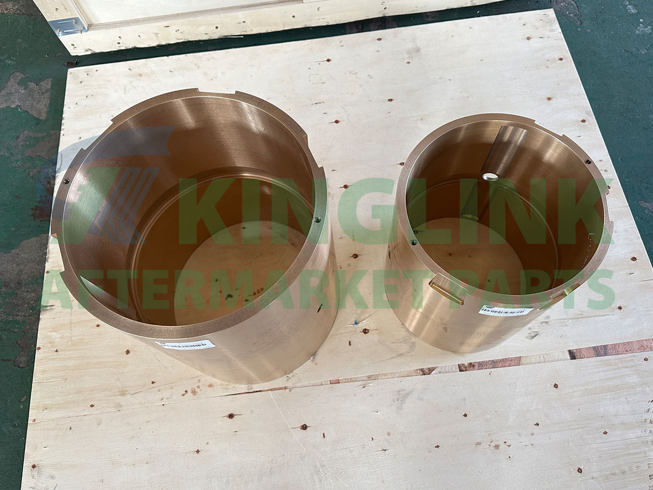 KINGLINK Copper Alloy Inner Eccentric Bushing 1022072951For HP200 Cone Crusher - Peça de reposição por Máquina de construção: foto 3 KINGLINK Copper Alloy Inner Eccentric Bushing 1022072951For HP200 Cone Crusher - Peça de reposição por Máquina de construção: foto 3