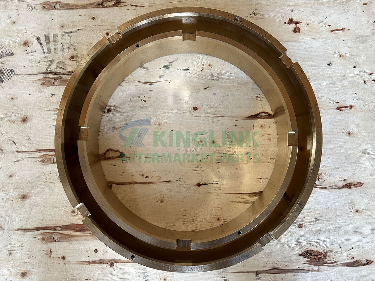 KINGLINK Copper Alloy Upper Head Bushing 1022145719 For HP200 Cone Crusher - Peça de reposição por Máquina de construção: foto 2 KINGLINK Copper Alloy Upper Head Bushing 1022145719 For HP200 Cone Crusher - Peça de reposição por Máquina de construção: foto 2