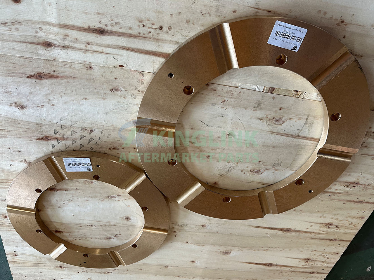 KINGLINK Copper Alloy Upper Thrust Bearing 1057602103 For HP200 Cone Crusher - Peça de reposição por Máquina de construção: foto 4 KINGLINK Copper Alloy Upper Thrust Bearing 1057602103 For HP200 Cone Crusher - Peça de reposição por Máquina de construção: foto 4