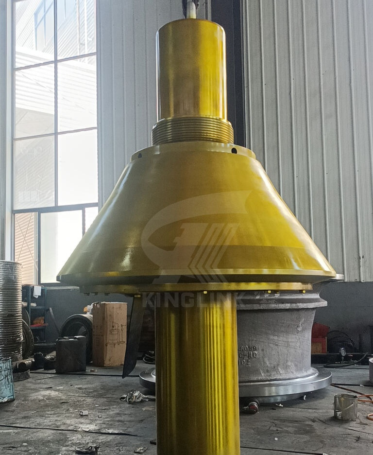 Main Shaft Assembly for Sandvik CH660 Cone Crusher Kinglink 4524310901 - Peça de reposição por Britador: foto 1 Main Shaft Assembly for Sandvik CH660 Cone Crusher Kinglink 4524310901 - Peça de reposição por Britador: foto 1