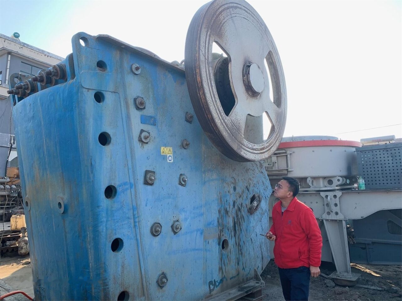 Sandvik ORIGINAL CJ613 JAW CRUSHER - Britador de mandíbula: foto 1 Sandvik ORIGINAL CJ613 JAW CRUSHER - Britador de mandíbula: foto 1