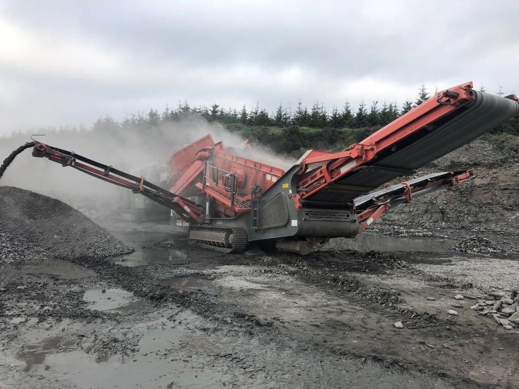 Sandvik QE340 - Peneira vibratória: foto 2 Sandvik QE340 - Peneira vibratória: foto 2