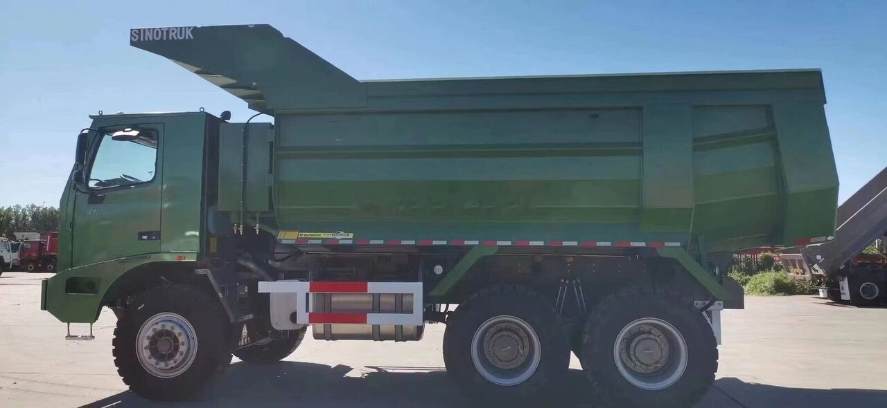 Sinotruk Howo ZZ5707S3840AJ - Caminhão fora de estrada: foto 3 Sinotruk Howo ZZ5707S3840AJ - Caminhão fora de estrada: foto 3