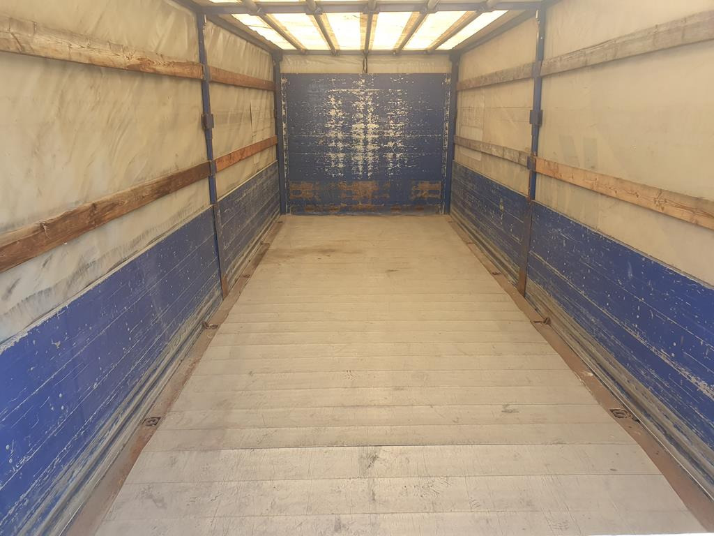 MEASUREMENTS - 7,15m - 2,47m - 2,30m - Toldo carroçaria: foto 5 MEASUREMENTS - 7,15m - 2,47m - 2,30m - Toldo carroçaria: foto 5