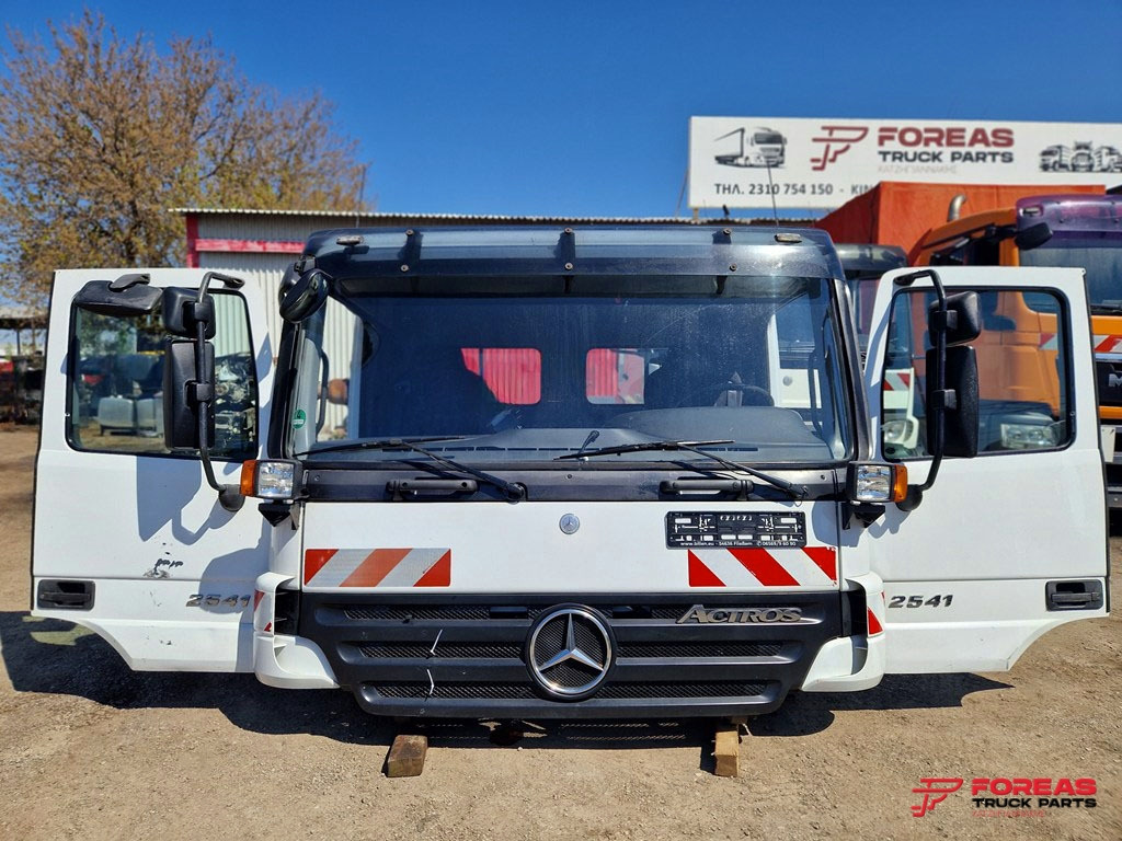 MERCEDES ACTROS MP2 MEDIUM - Cabine: foto 3 MERCEDES ACTROS MP2 MEDIUM - Cabine: foto 3