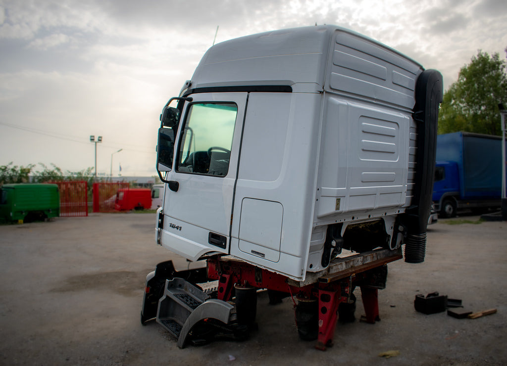 MERCEDES-BENZ ACTROS MP2 LARGE (MEGA) - Cabine por Camião: foto 4 MERCEDES-BENZ ACTROS MP2 LARGE (MEGA) - Cabine por Camião: foto 4