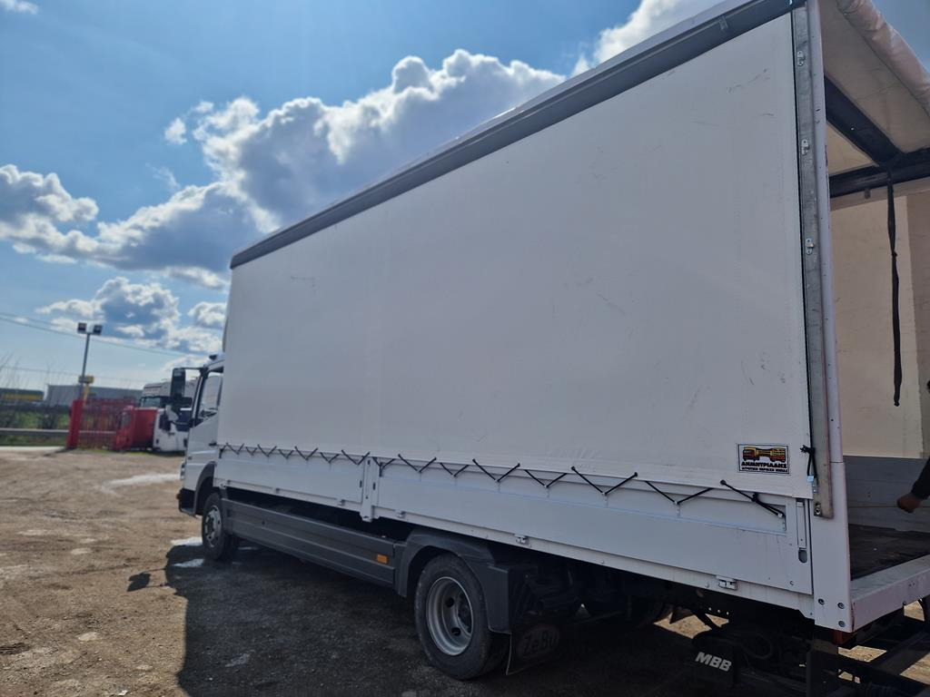 MERCEDES-BENZ ATEGO 816 - Camião de lona: foto 4 MERCEDES-BENZ ATEGO 816 - Camião de lona: foto 4