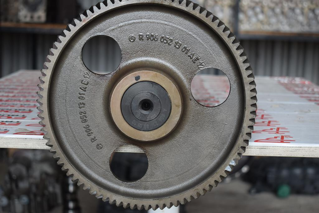 MERCEDES-BENZ ATEGO - A 906 050 42 01 - Árvore de cames por Camião: foto 5 MERCEDES-BENZ ATEGO - A 906 050 42 01 - Árvore de cames por Camião: foto 5