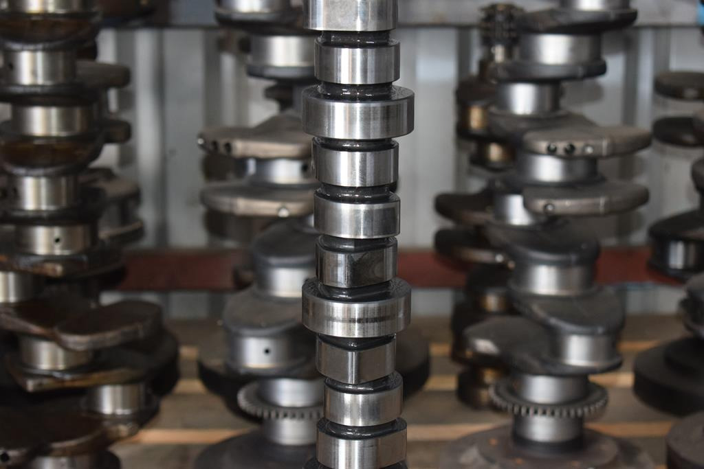 MERCEDES-BENZ ATEGO - A 906 050 42 01 - Árvore de cames por Camião: foto 3 MERCEDES-BENZ ATEGO - A 906 050 42 01 - Árvore de cames por Camião: foto 3