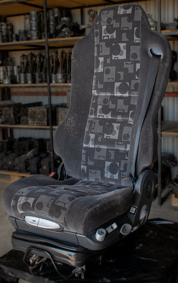 MERCEDES-BENZ AXOR AIR SEAT - DRIVER - Banco por Camião: foto 1 MERCEDES-BENZ AXOR AIR SEAT - DRIVER - Banco por Camião: foto 1