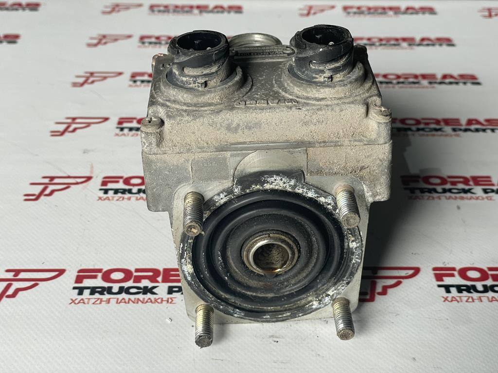 MERCEDES-BENZ BRAKE VALVE - 0044312205 / 011 - Válvula de freio por Camião: foto 3 MERCEDES-BENZ BRAKE VALVE - 0044312205 / 011 - Válvula de freio por Camião: foto 3