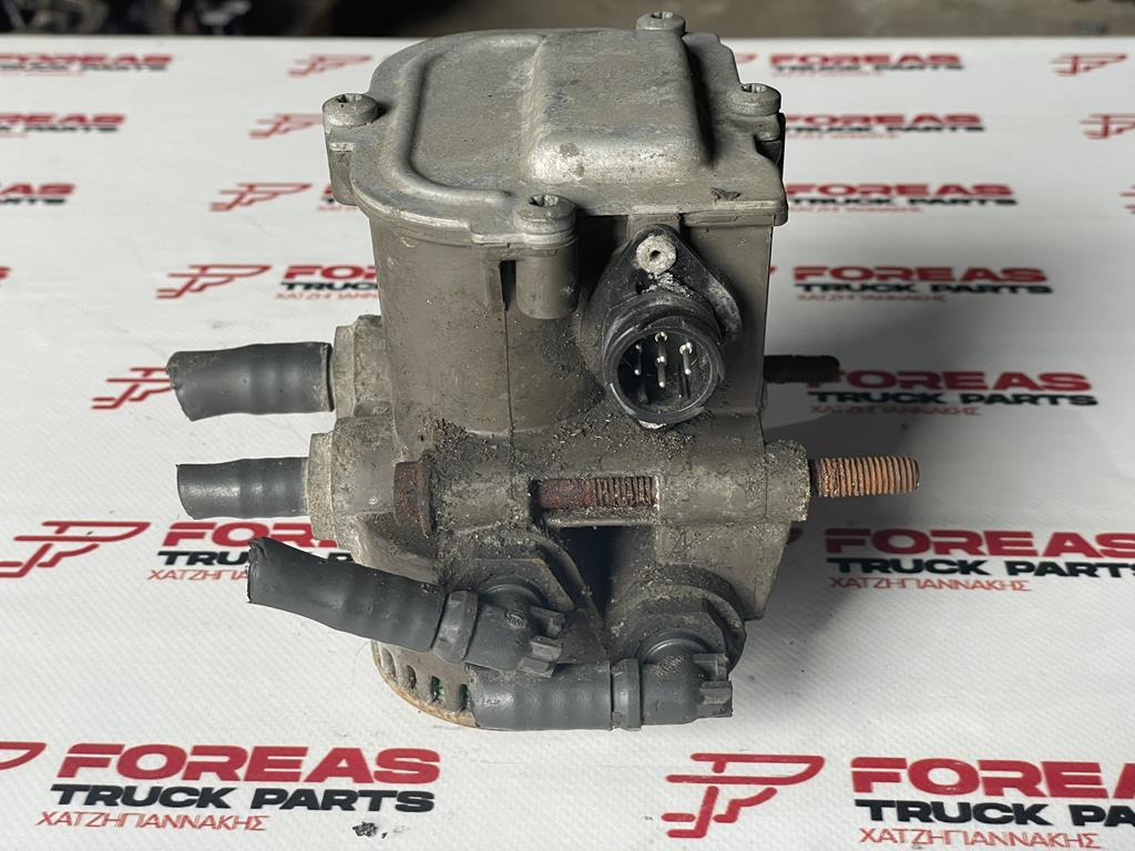 MERCEDES-BENZ BRAKE VALVE - EA 2000 - Válvula de freio por Camião: foto 1 MERCEDES-BENZ BRAKE VALVE - EA 2000 - Válvula de freio por Camião: foto 1