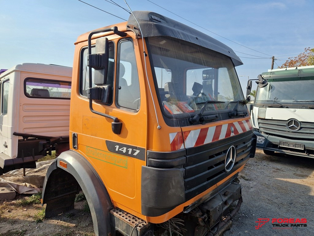 MERCEDES SK - SMALL - RIGHT HAND DRIVE - Cabine: foto 4 MERCEDES SK - SMALL - RIGHT HAND DRIVE - Cabine: foto 4