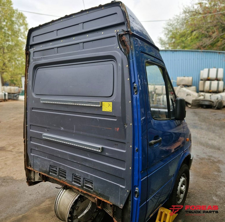 MERCEDES SPRINTER OM601 - Cabine por Veículo comercial: foto 4 MERCEDES SPRINTER OM601 - Cabine por Veículo comercial: foto 4