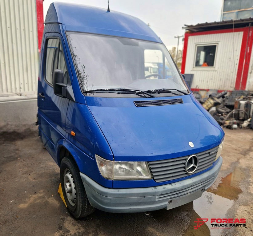 MERCEDES SPRINTER OM601 - Cabine por Veículo comercial: foto 3 MERCEDES SPRINTER OM601 - Cabine por Veículo comercial: foto 3
