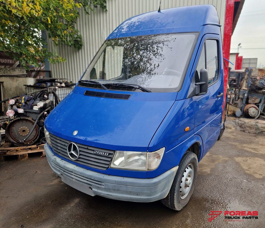 MERCEDES SPRINTER OM601 - Cabine por Veículo comercial: foto 1 MERCEDES SPRINTER OM601 - Cabine por Veículo comercial: foto 1