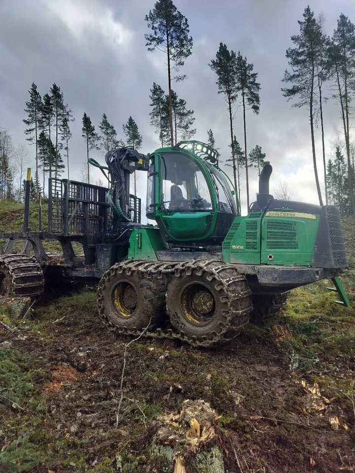 John Deere 1510 E - Forwarder: foto 4 John Deere 1510 E - Forwarder: foto 4