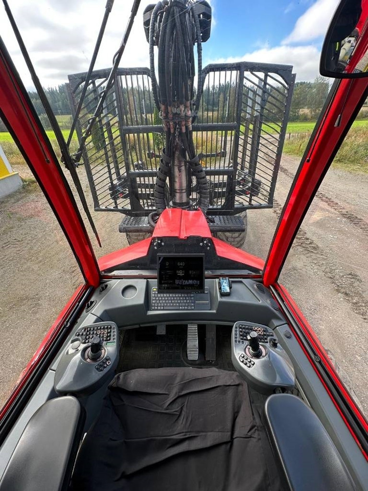 Forwarder Komatsu 875: foto 16 Forwarder Komatsu 875: foto 16