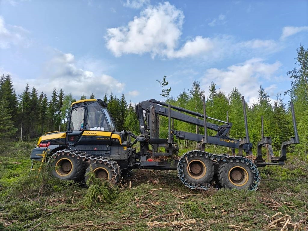 Ponsse Buffalo 8W - Forwarder: foto 2 Ponsse Buffalo 8W - Forwarder: foto 2