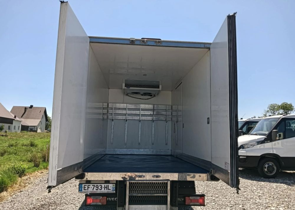 Carrinha frigorífica Iveco 35C13, 35C12, 35C14, 35C15: foto 19