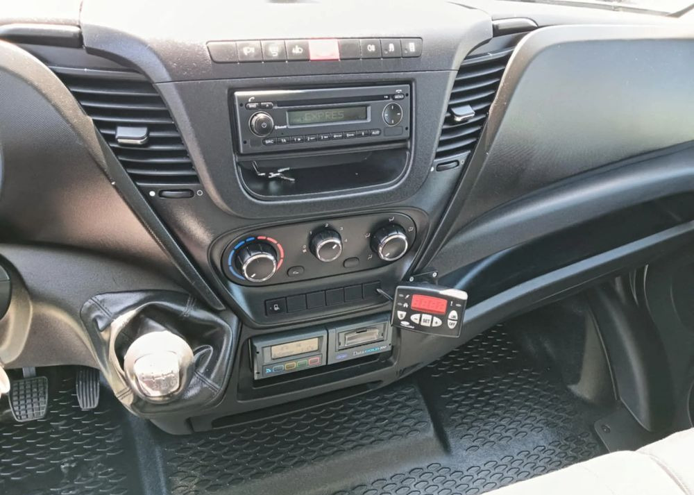 Carrinha frigorífica Iveco 35C13, 35C12, 35C14, 35C15: foto 8