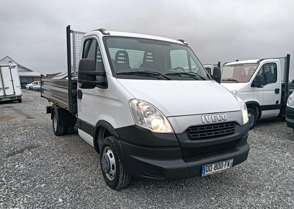 Iveco 35C13,35C12, 35C14, 35C15 - Carrinha basculante: foto 5 Iveco 35C13,35C12, 35C14, 35C15 - Carrinha basculante: foto 5