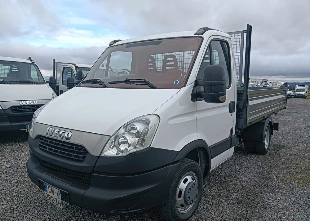 Iveco 35C13, 35C12 - Carrinha basculante: foto 5 Iveco 35C13, 35C12 - Carrinha basculante: foto 5