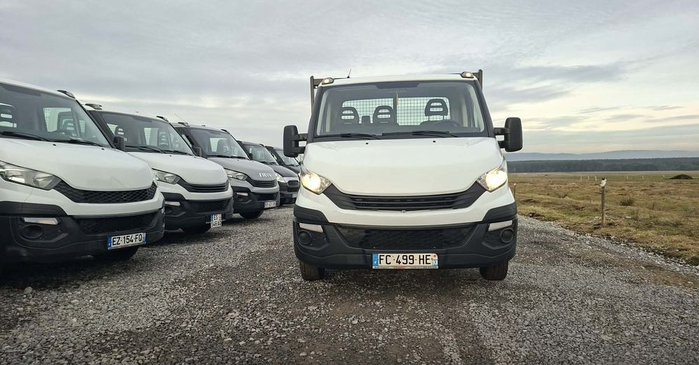 Iveco 35C15,35C14, 35C13, 35C12, 70C15 - Carrinha basculante: foto 2 Iveco 35C15,35C14, 35C13, 35C12, 70C15 - Carrinha basculante: foto 2