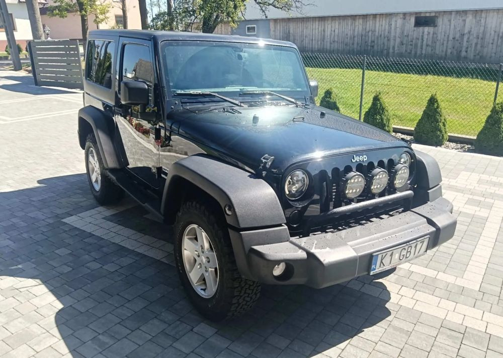 Jeep Wrangler 2.8 CRD Sport - SUV: foto 1 Jeep Wrangler 2.8 CRD Sport - SUV: foto 1