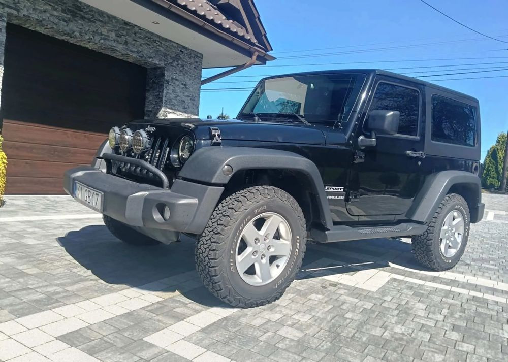 Jeep Wrangler 2.8 CRD Sport - SUV: foto 2 Jeep Wrangler 2.8 CRD Sport - SUV: foto 2