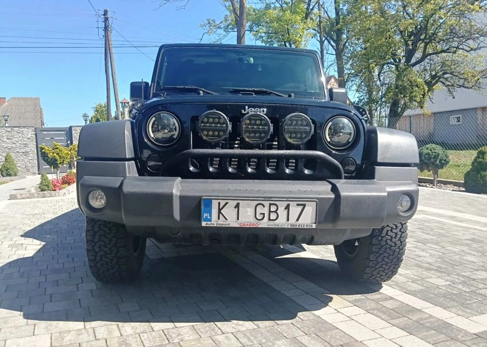 Jeep Wrangler 2.8 CRD Sport - SUV: foto 4 Jeep Wrangler 2.8 CRD Sport - SUV: foto 4