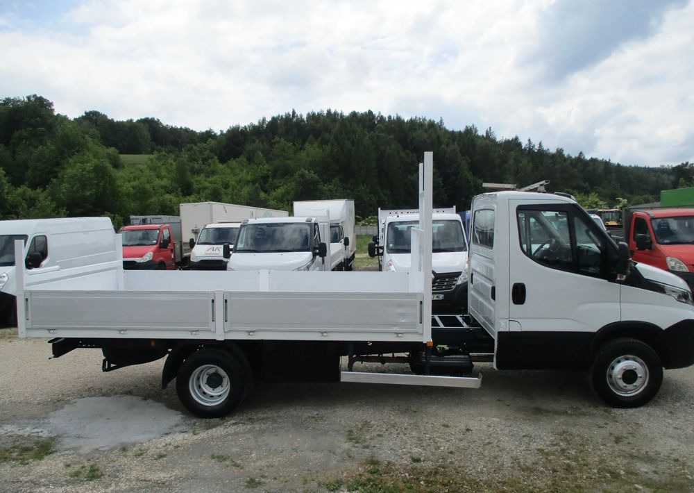 Iveco Daily 3.0 na bliźniaku 70C18 skrzynia, laweta, rama, HDS, 70-180 kiper - Camião de caixa aberta/ Plataforma: foto 3 Iveco Daily 3.0 na bliźniaku 70C18 skrzynia, laweta, rama, HDS, 70-180 kiper - Camião de caixa aberta/ Plataforma: foto 3