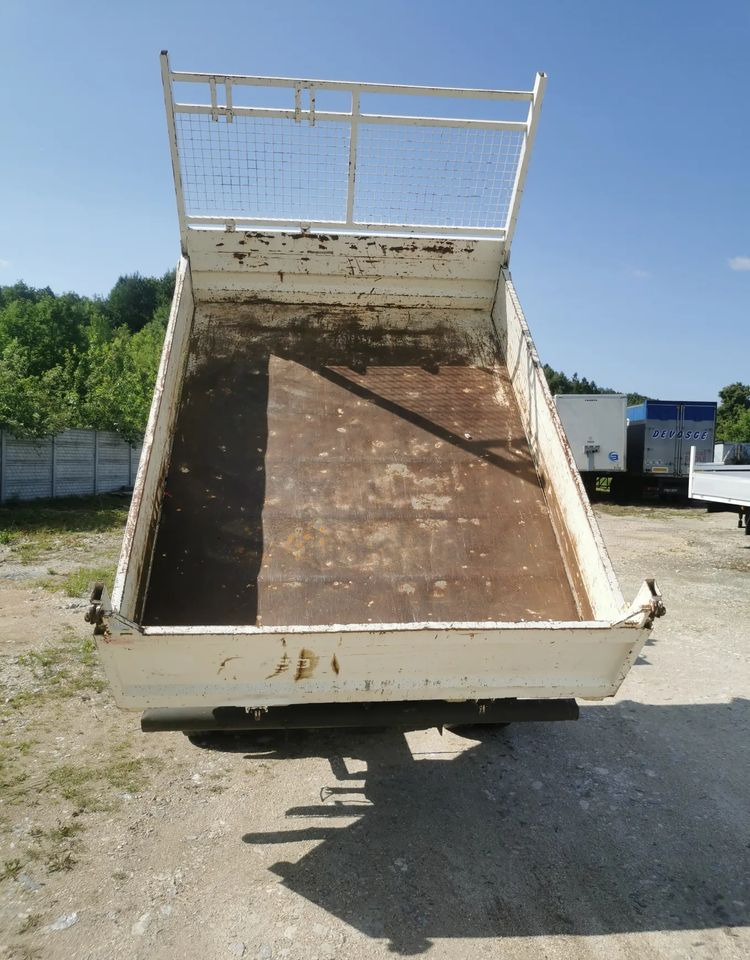 Iveco Daily 35C11 Kiper wywrotka Hak Bliźniak sprowadzony - Carrinha basculante: foto 5 Iveco Daily 35C11 Kiper wywrotka Hak Bliźniak sprowadzony - Carrinha basculante: foto 5