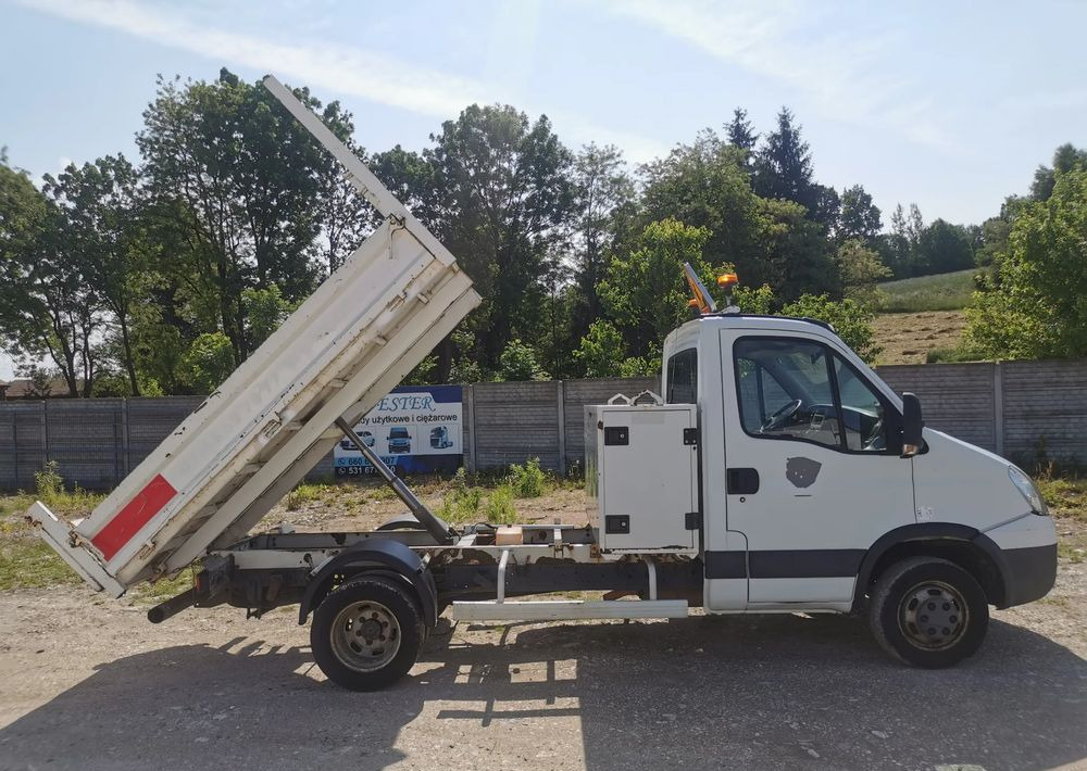 Iveco Daily 35C11 Kiper wywrotka Hak Bliźniak sprowadzony - Carrinha basculante: foto 3 Iveco Daily 35C11 Kiper wywrotka Hak Bliźniak sprowadzony - Carrinha basculante: foto 3