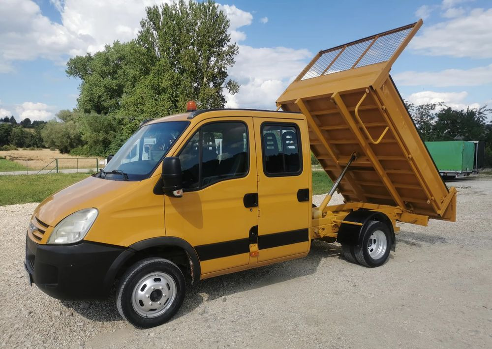 Iveco Daily 35C12 Brygadówka wywrotka Dubel hak kiper doka 35C13 - Carrinha basculante: foto 2 Iveco Daily 35C12 Brygadówka wywrotka Dubel hak kiper doka 35C13 - Carrinha basculante: foto 2