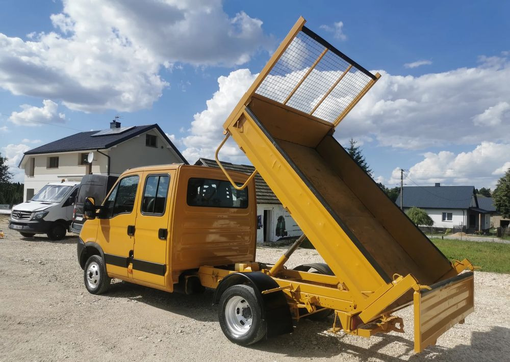 Iveco Daily 35C12 Brygadówka wywrotka Dubel hak kiper doka 35C13 - Carrinha basculante: foto 4 Iveco Daily 35C12 Brygadówka wywrotka Dubel hak kiper doka 35C13 - Carrinha basculante: foto 4