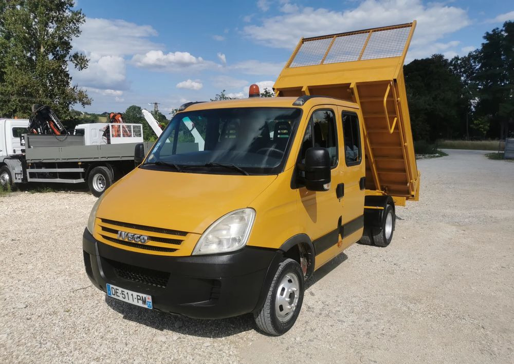 Iveco Daily 35C12 Brygadówka wywrotka Dubel hak kiper doka 35C13 - Carrinha basculante: foto 1 Iveco Daily 35C12 Brygadówka wywrotka Dubel hak kiper doka 35C13 - Carrinha basculante: foto 1