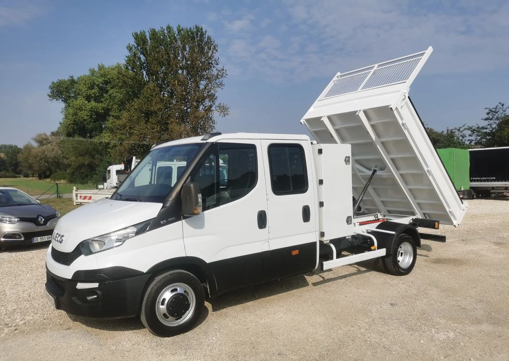 Iveco Daily 35C13 Brygadówka Klima 35-130 wywrotka kiper doka Dubel - Carrinha basculante: foto 2 Iveco Daily 35C13 Brygadówka Klima 35-130 wywrotka kiper doka Dubel - Carrinha basculante: foto 2