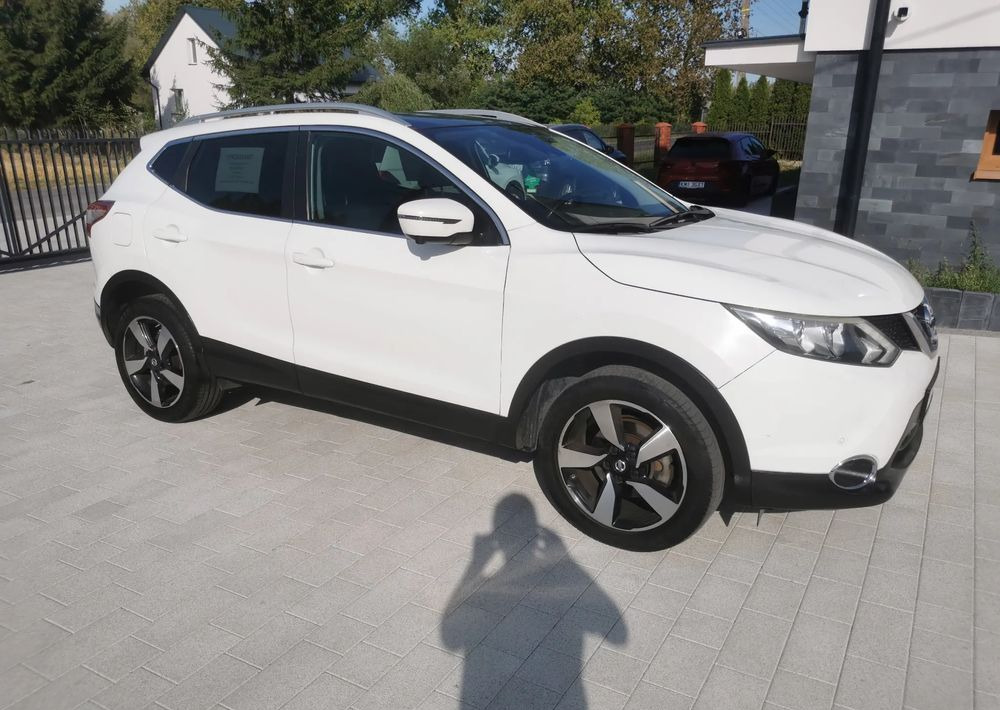 Nissan Qashqai 1.2 DIG-T N-Connecta EU6 - SUV: foto 3 Nissan Qashqai 1.2 DIG-T N-Connecta EU6 - SUV: foto 3