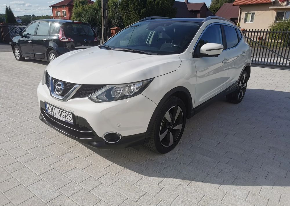 Nissan Qashqai 1.2 DIG-T N-Connecta EU6 - SUV: foto 1 Nissan Qashqai 1.2 DIG-T N-Connecta EU6 - SUV: foto 1
