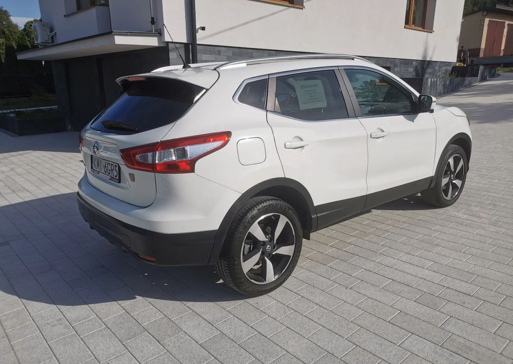 Nissan Qashqai 1.2 DIG-T N-Connecta EU6 - SUV: foto 5 Nissan Qashqai 1.2 DIG-T N-Connecta EU6 - SUV: foto 5