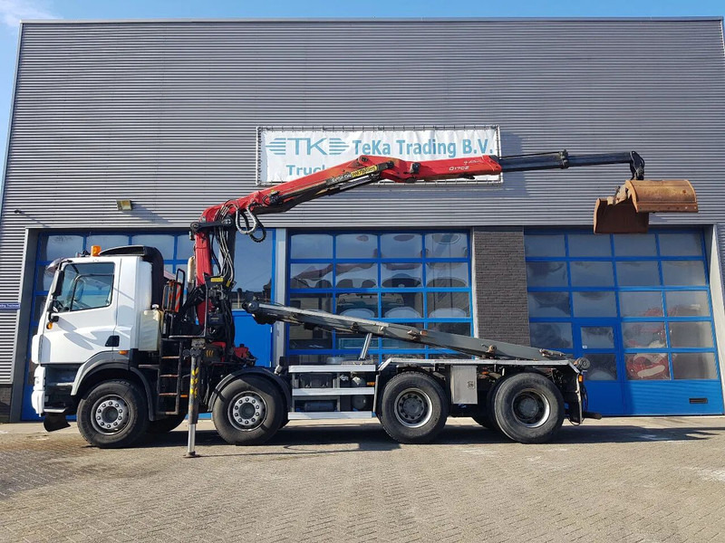Ginaf X 4241 S 8x4 NCH Z-Crane Epsilon Palfinger Q170Z88 - Camião com sistema de cabo, Camião grua: foto 2 Ginaf X 4241 S 8x4 NCH Z-Crane Epsilon Palfinger Q170Z88 - Camião com sistema de cabo, Camião grua: foto 2