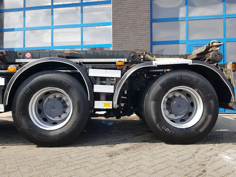 Iveco Stralis 450 8x4 Steel Nieuwe Apk/TÜV 430.000 km kettingsyst 30 t - Camião transportador de contêineres/ Caixa móvel: foto 4 Iveco Stralis 450 8x4 Steel Nieuwe Apk/TÜV 430.000 km kettingsyst 30 t - Camião transportador de contêineres/ Caixa móvel: foto 4
