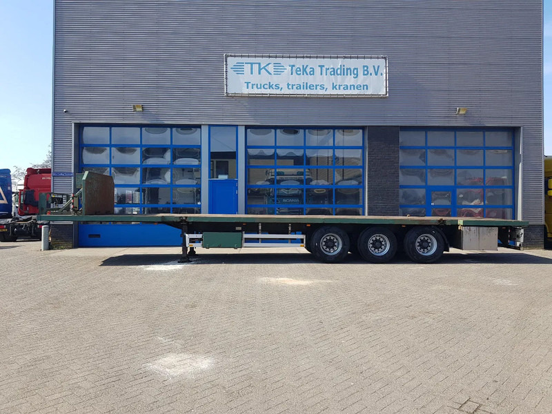 Pacton T3-001 Twistlocks Very good tires - Semi-reboque plataforma/ Caixa aberta: foto 3 Pacton T3-001 Twistlocks Very good tires - Semi-reboque plataforma/ Caixa aberta: foto 3