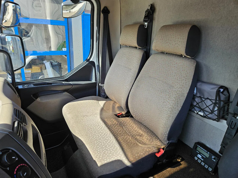 Camião frigorífico Renault Midlum 220 DXI Carrier Dhollandia Laadklep 170.000 Km: foto 18 Camião frigorífico Renault Midlum 220 DXI Carrier Dhollandia Laadklep 170.000 Km: foto 18